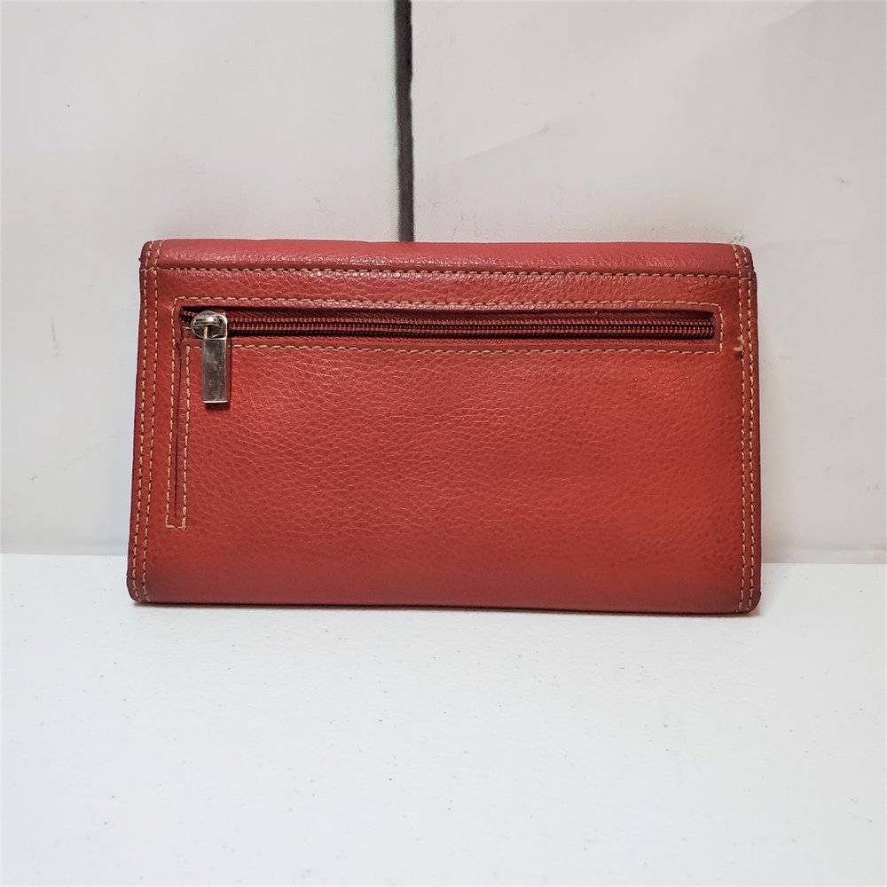 *SOLD* Pebbled Faux Leather Bi-Fold Wallet Organizer - Picture 2 of 9